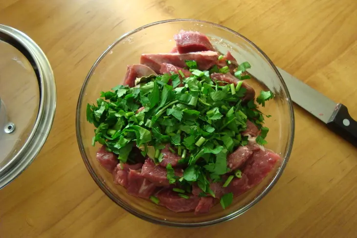 Жаркое в горшочке из мяса лося. фм "рецепт выходного дня": шаг 4