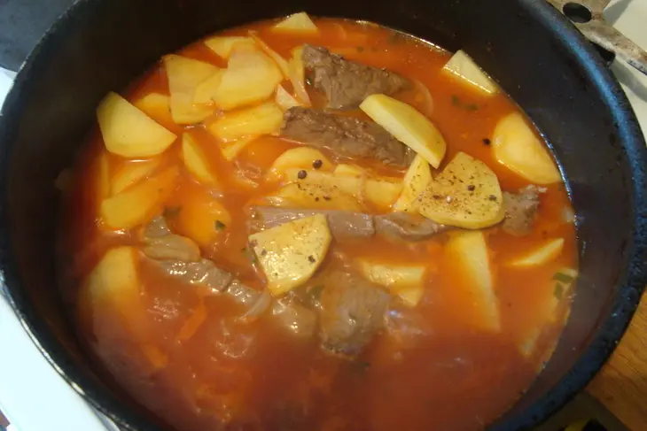 Жаркое в горшочке из мяса лося. фм "рецепт выходного дня": шаг 10