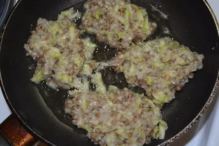 Кабачковые гречаники: шаг 6