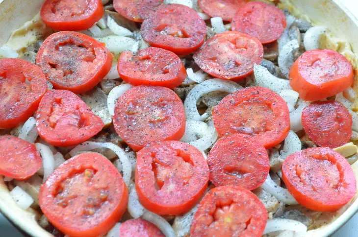 Пицца с грибами, брынзой и сыром: шаг 5