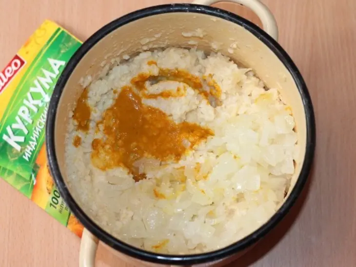 Биточки пшенные с сыром и зеленью: шаг 5