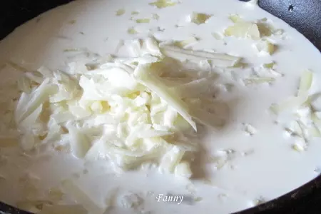 Фаршированные конкильони, запеченные под сырным соусом: шаг 6