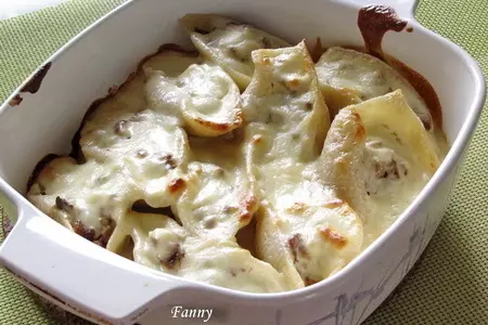 Фаршированные конкильони, запеченные под сырным соусом: шаг 8