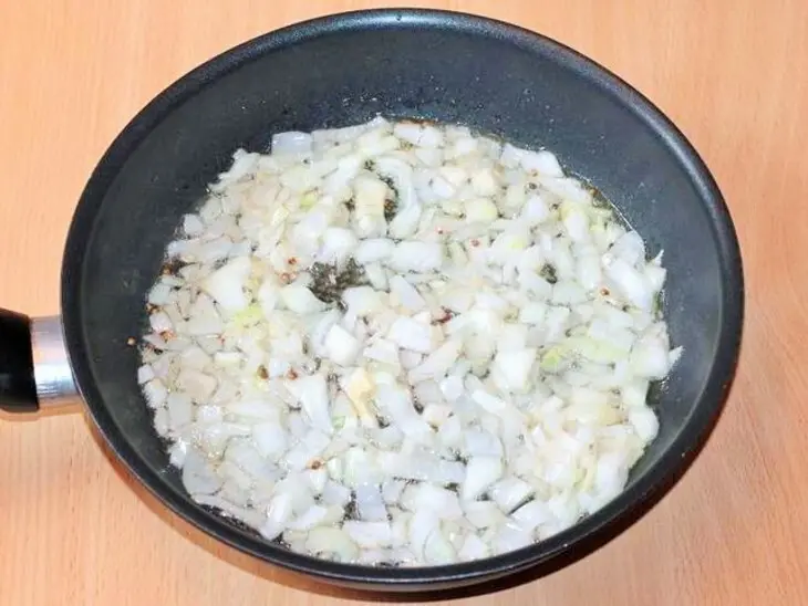 Жареный картофель в индийском стиле: шаг 3