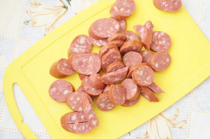 Рагу с картофелем, грибами и краковской колбасой. тест-драйв с окраиной: шаг 3