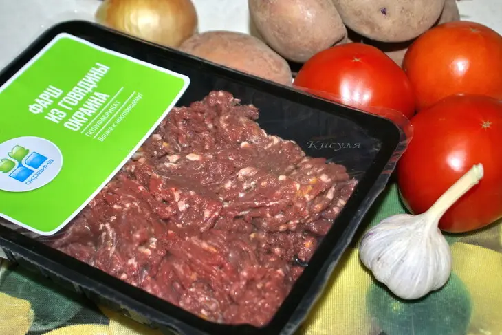 Картофельные ньоки  под мясным соусом по-римски: шаг 1