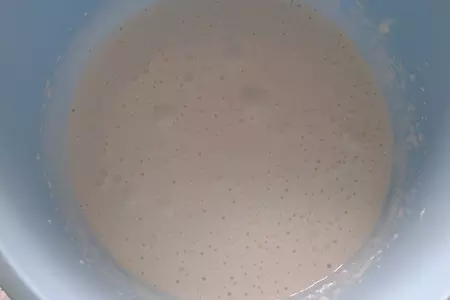 Пирог с яблоками и виноградом: шаг 1