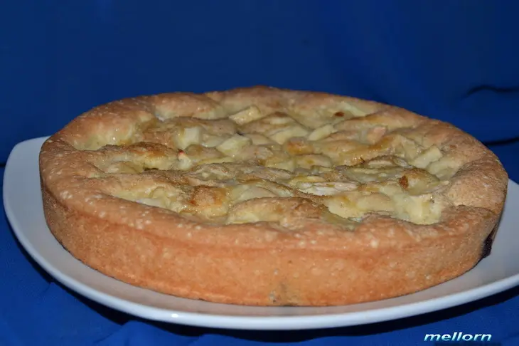 Пирог с яблоками и виноградом: шаг 5