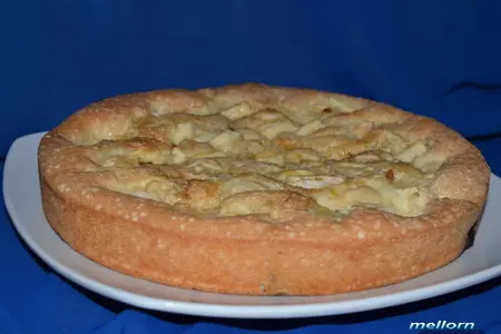 Пирог с яблоками и виноградом: шаг 5