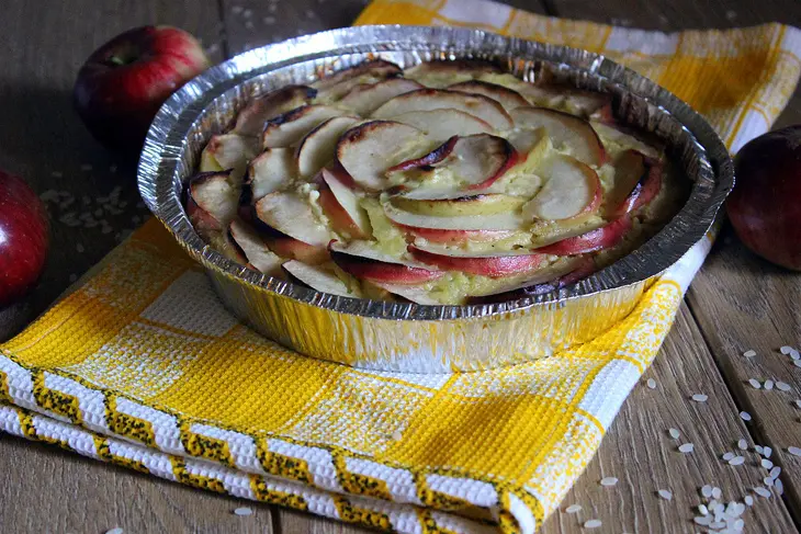 Творожно-рисовая запеканка с яблоками и ягодами годжи: шаг 11