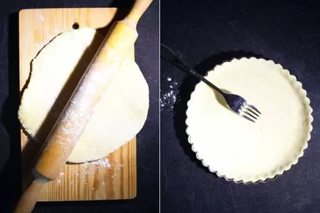 Тарт с охотничьими колбасками и овечьим сыром: шаг 4