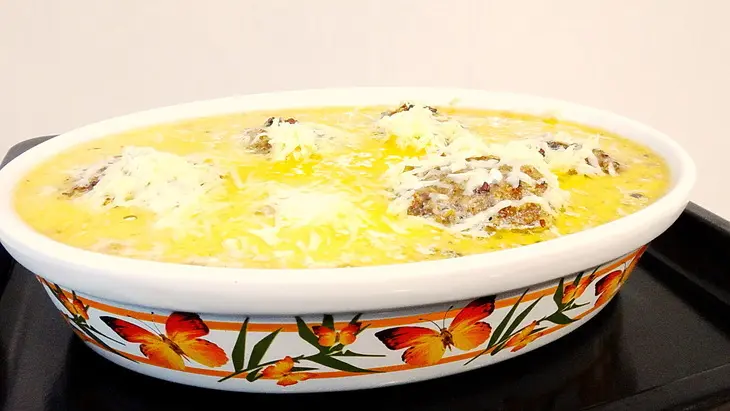 Митболы с гречкой и карамельным луком: шаг 5