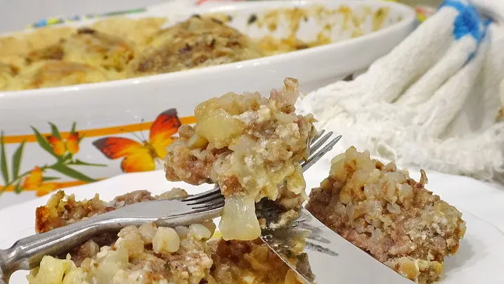 Митболы с гречкой и карамельным луком: шаг 9