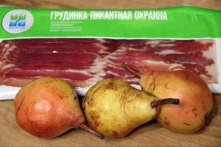 Груши c грудинкой фламбе. тест-драйв с окраиной: шаг 1