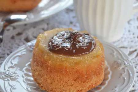 Кокосовые пирожные с грушами и шоколадом: шаг 5