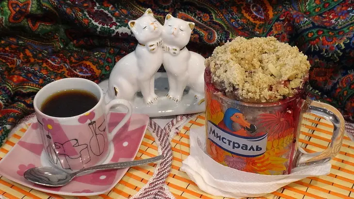 Кекс овсяно-ягодный за 5 минут: шаг 7
