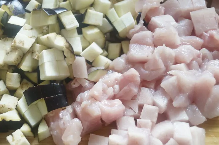 Мини пироги с курицей, рисом и баклажанами: шаг 4