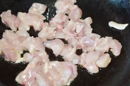 Паста с курицей, грибами и беконом. тест-драйв с окраиной: шаг 1