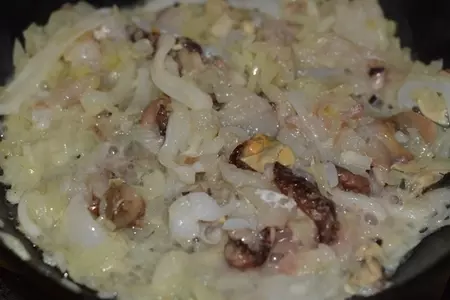 Баклажаны с морепродуктами и томатным соусом: шаг 2