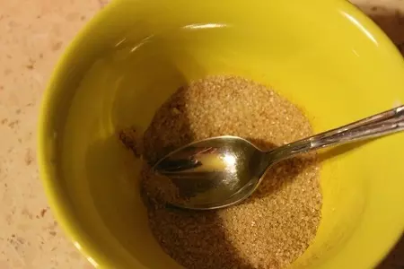 Пирог со сливой и овсяными хлопьями: шаг 6