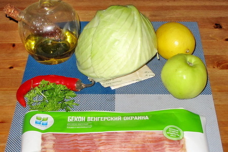 Салат с капустой, яблоком и беконом. тест-драйв с окраиной: шаг 1
