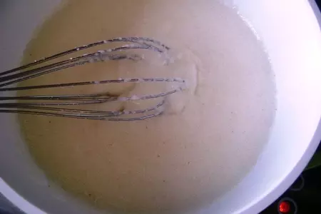 Фрукты в нежном креме из манки на кокосовом молоке: шаг 2