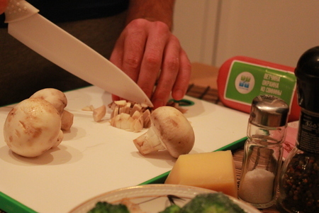 Быстрая паста с ветчиной и грибами. тест-драйв с "окраиной": шаг 3