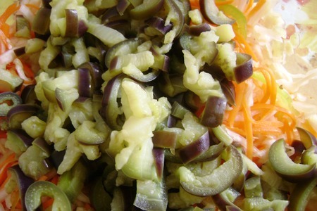 Острый салат из капусты с баклажанами : фото шаг 3