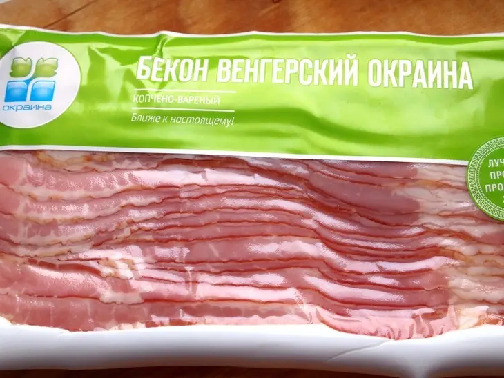 Салат с перепелиными яйцами и беконом: шаг 5