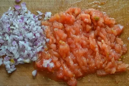 Брускетта с икрой из баклажанов и брынзой: шаг 2