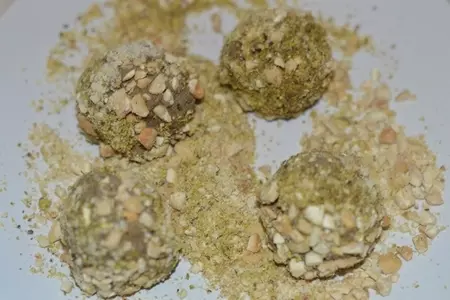Паштет из куриной печени с яблоком и орехами: шаг 4