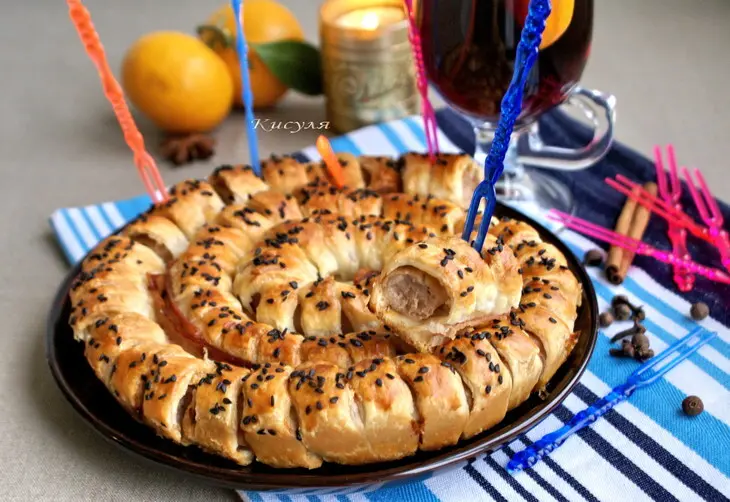 Спиральный пирог с "улиткой" и беконом: шаг 7