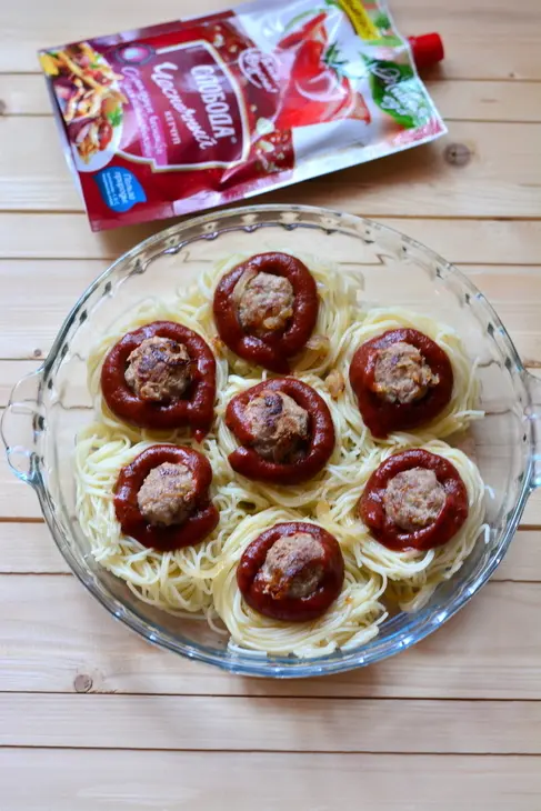 Макаронные гнезда с мясными шариками: шаг 7