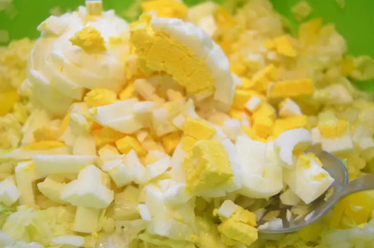 Салат с копченой курицей и питимом: шаг 6