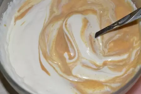 Яблочный торт с карамельным баварским муссом с корицей: шаг 11