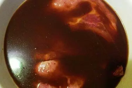 Праздничное новогоднее блюдо " мясо по-царски с острым-шоколадным соусом ": шаг 3