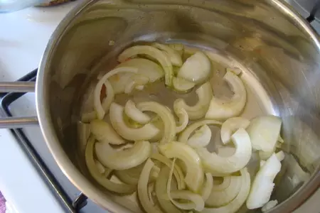 Курица с рисом и кукурузой в томате: шаг 3