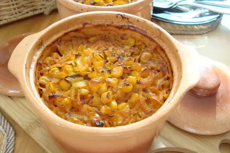 Курица с рисом и кукурузой в томате: шаг 10