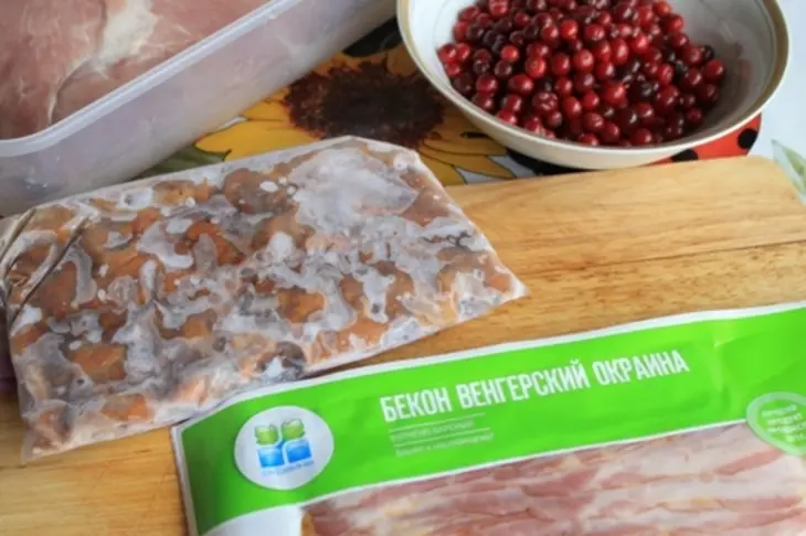 Праздничный рулет из свинины по-мурмански: шаг 3