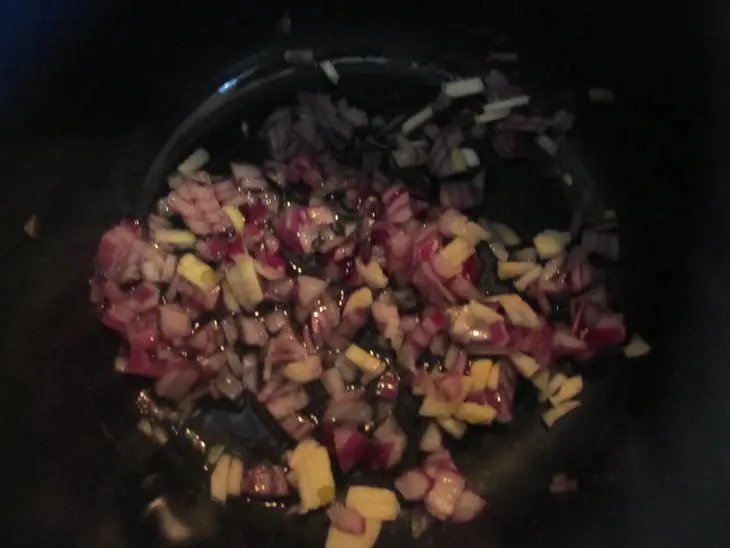 Спринг-роллы с мясом и кисло-сладким соусом: шаг 4