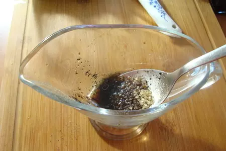 Салат с ананасами, шампиньонами и авокадо: шаг 7