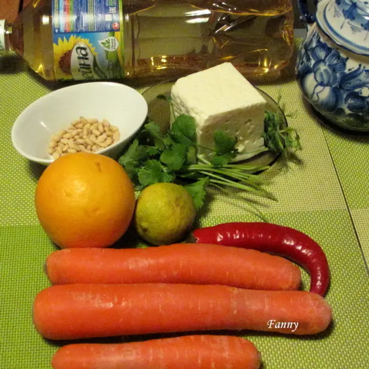 Салат из моркови под цитрусовым маринадом с сыром чанах: шаг 1