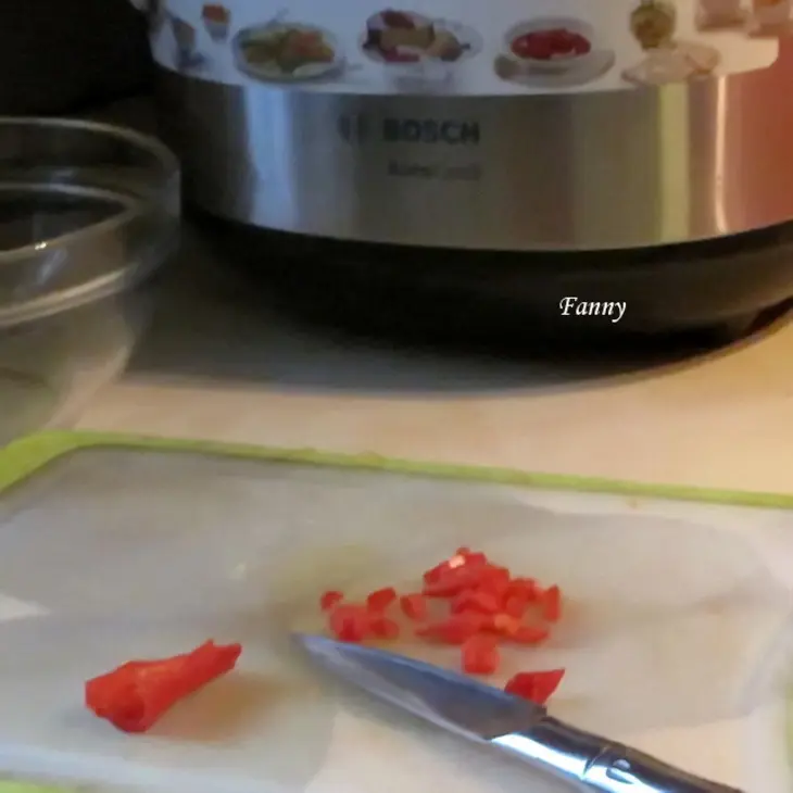 Салат из моркови под цитрусовым маринадом с сыром чанах: шаг 4