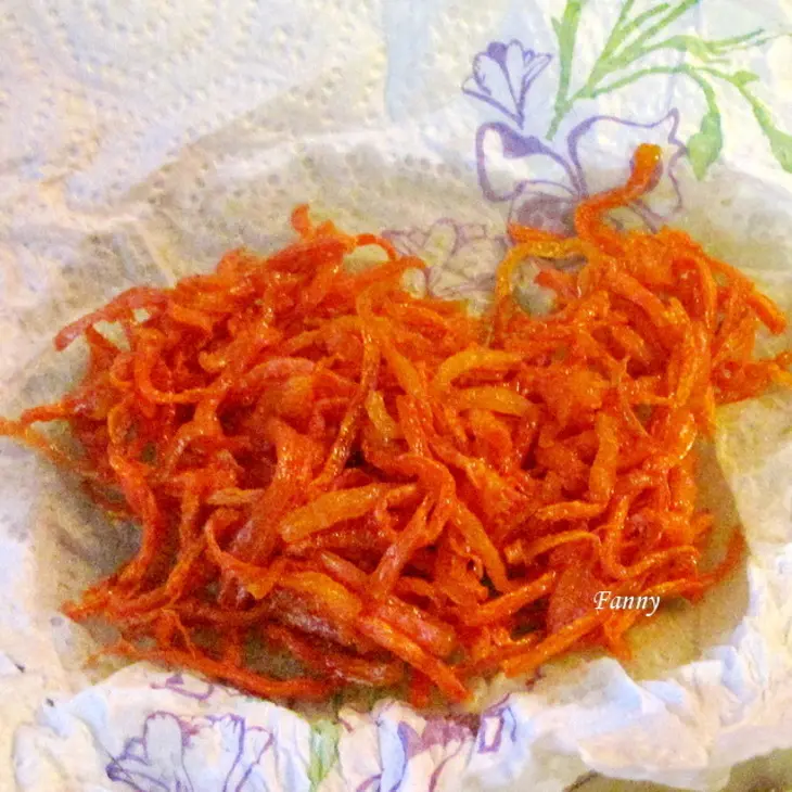 Салат из моркови под цитрусовым маринадом с сыром чанах: шаг 7