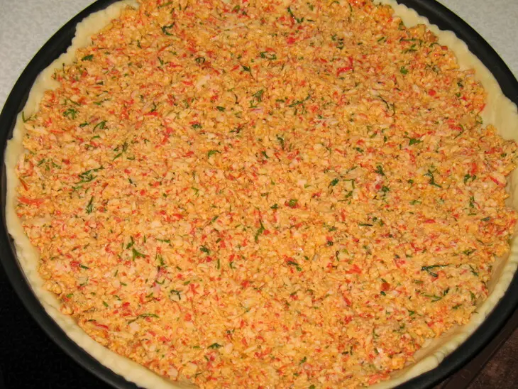 Пирог с крабовым мясом и кабачком.: шаг 4