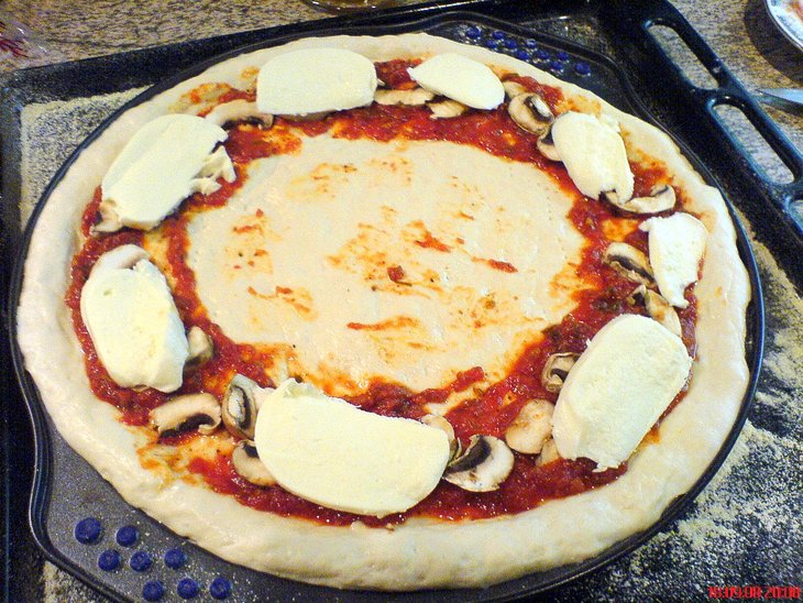 Pizza corona, или коронная пицца: шаг 4