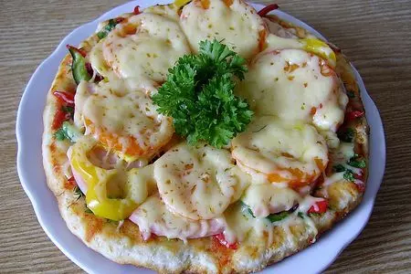Пицца на сковороде: шаг 4