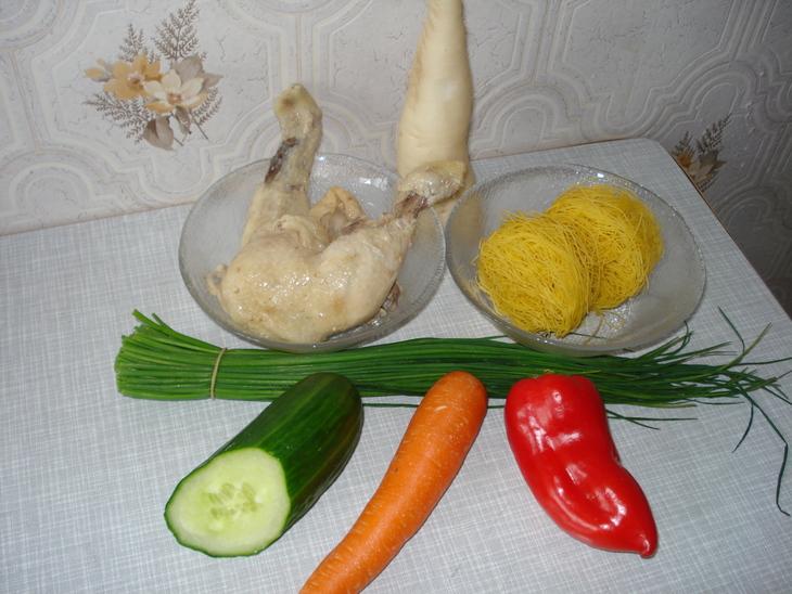 Суп лапша с овощами: шаг 1