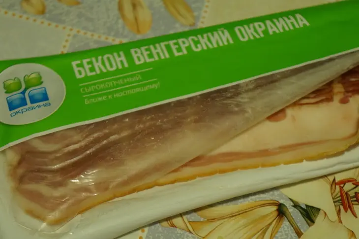 Пицца с беконом и чили: шаг 3