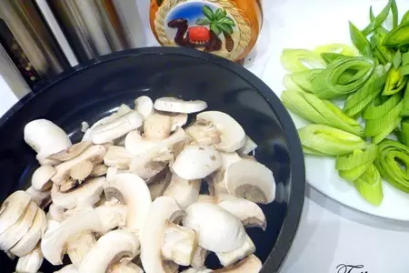 Открытый пирог с тыквой и грибами: шаг 7